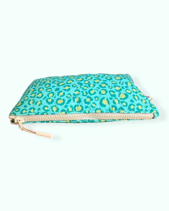 Estuche Animal Print Turquesa