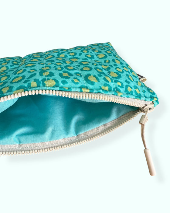 Estuche Animal Print Turquesa