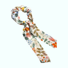  Scrunchie con lazo Strawberry Fields Crema
