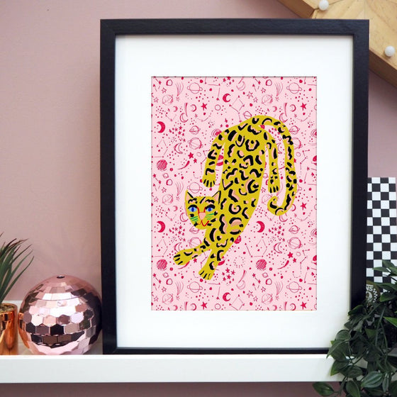 Print Space Leopard - 21x29,7 cms.