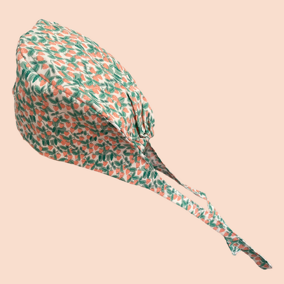 Gorro Clínico Frutillitas en Rosa