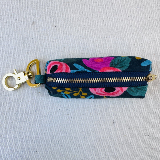 Estuche para bolsas desechables mascota Rosa Navy